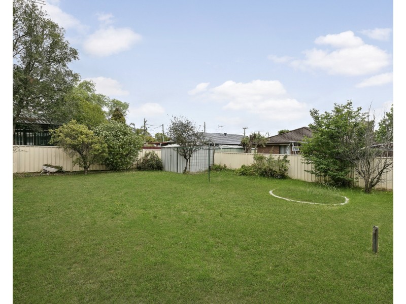 4 Peppermint Crescent, Kingswood NSW 2747