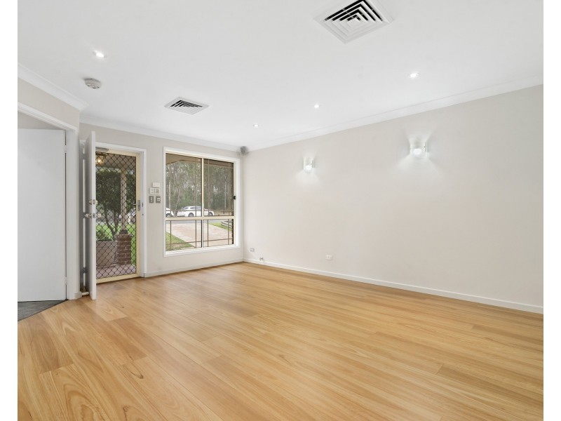 10 Pratia Place, Glenmore Park NSW 2745