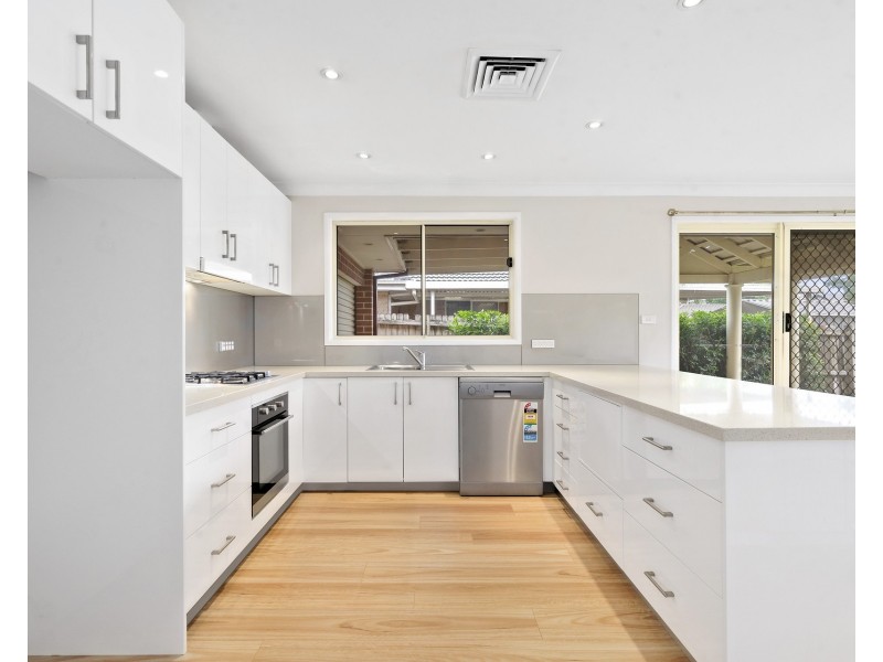 10 Pratia Place, Glenmore Park NSW 2745