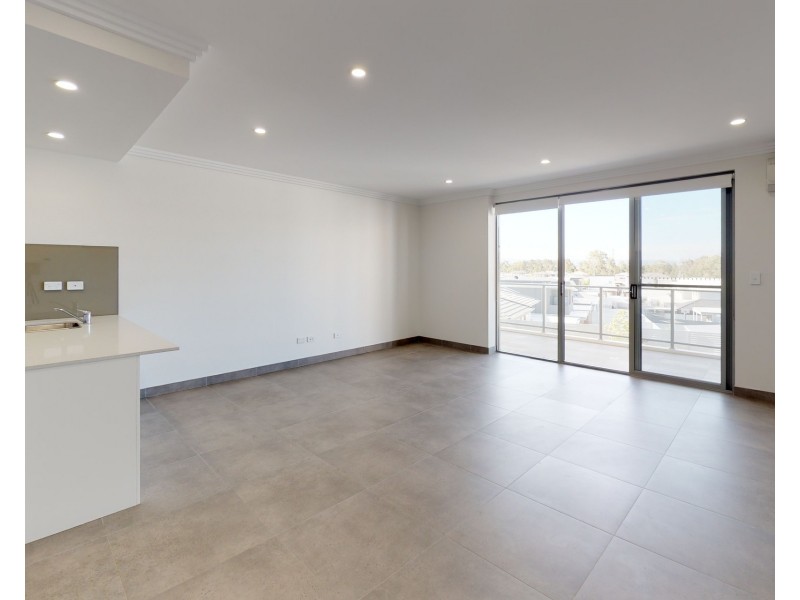 7/71 Deerubbin Drive, Glenmore Park NSW 2745