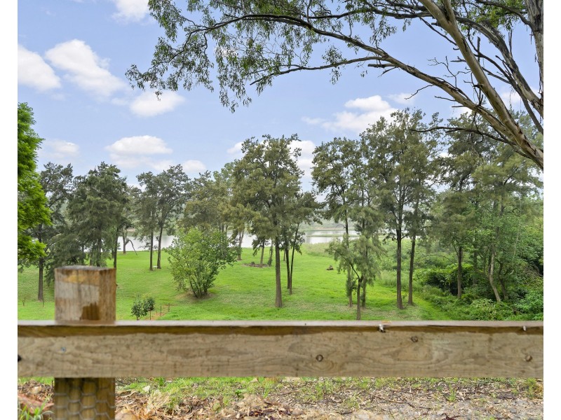 1 Riverbank Drive, Emu Heights NSW 2750