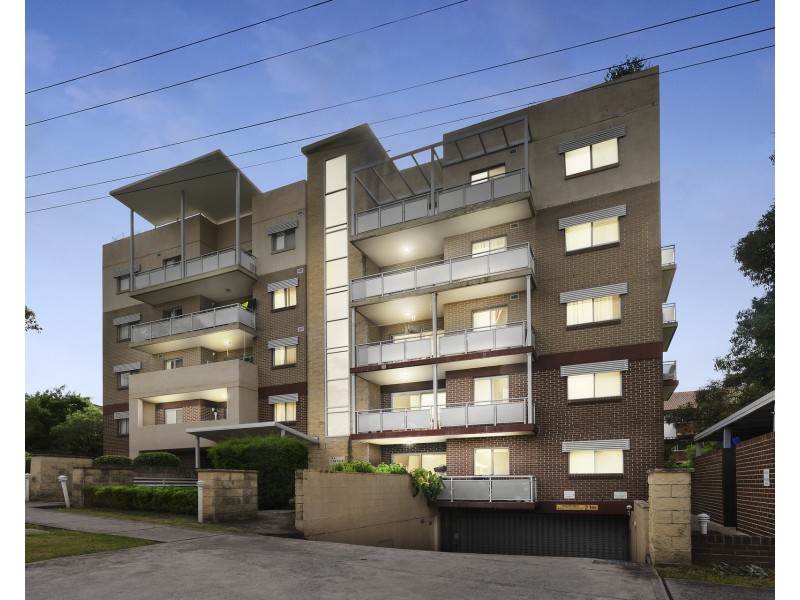 13/19-21 Oxford Street, Blacktown NSW 2148