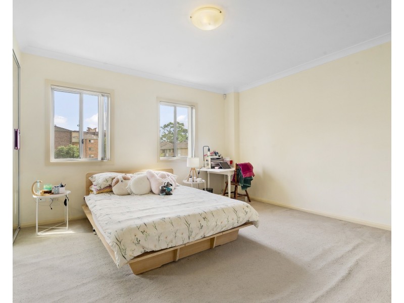 13/19-21 Oxford Street, Blacktown NSW 2148