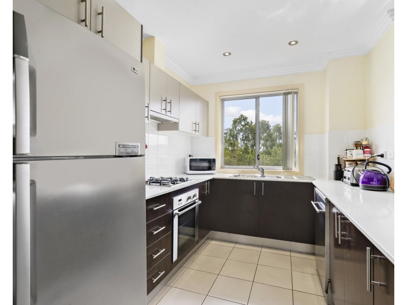 13/19-21 Oxford Street, Blacktown NSW 2148
