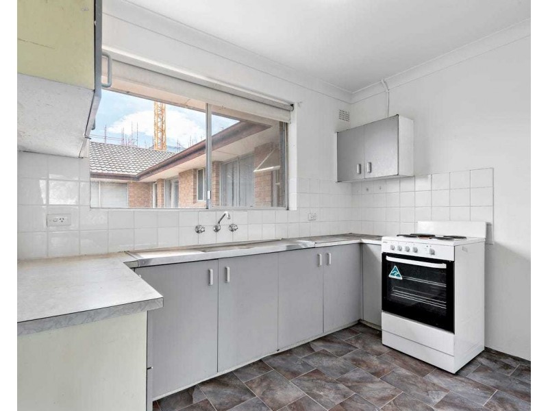 9/35-37 Rodgers Street, Kingswood NSW 2747