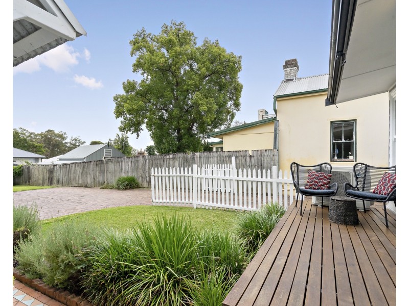 35 Lemongrove Road, Penrith NSW 2750