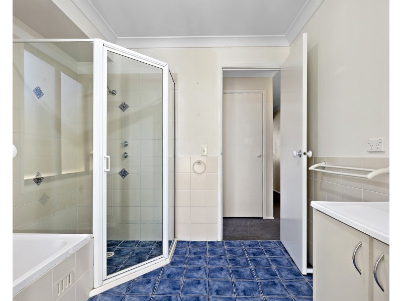 24 Waringa Crescent, Glenmore Park NSW 2745