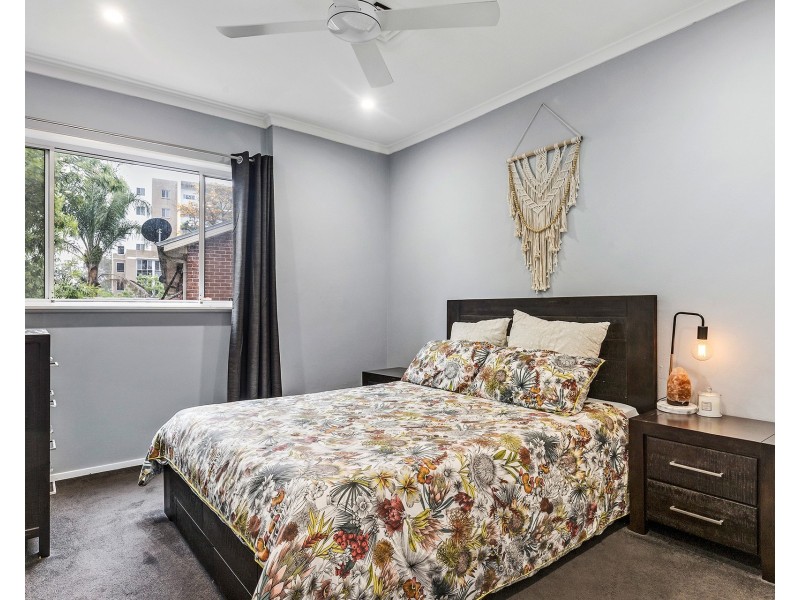 1/4 De Vilnits Parade, Penrith NSW 2750