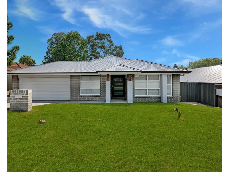 5 Peter Pan Avenue, Wallacia NSW 2745