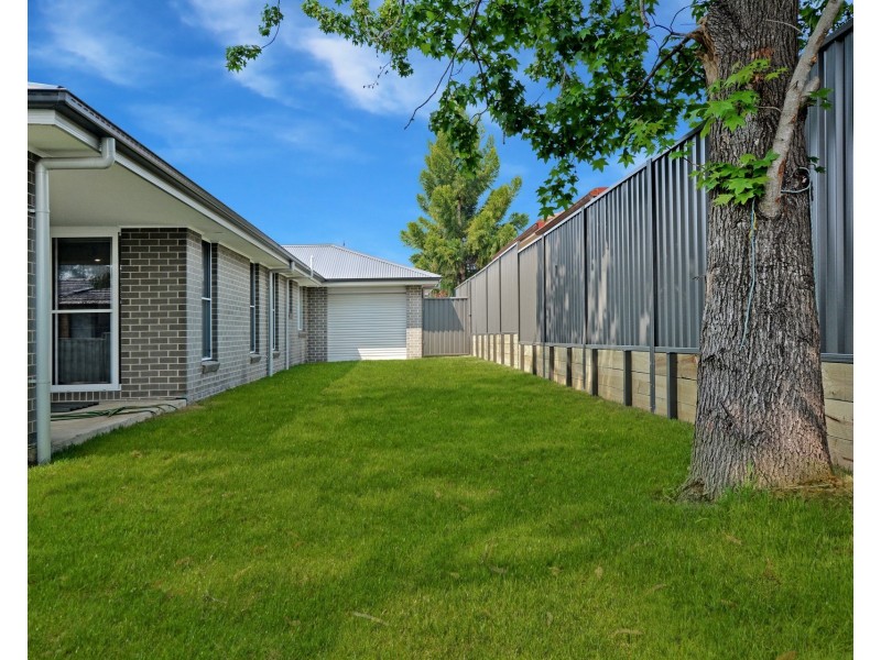 5 Peter Pan Avenue, Wallacia NSW 2745