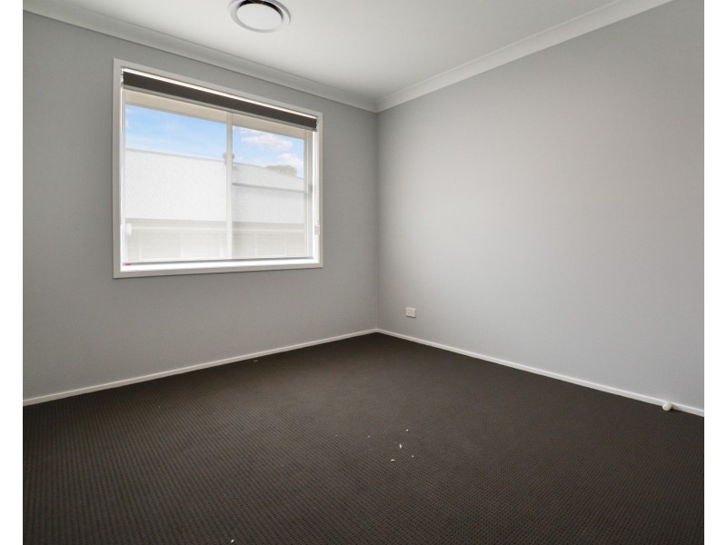 5 Peter Pan Avenue, Wallacia NSW 2745