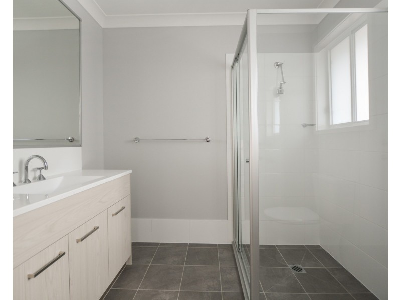 5 Peter Pan Avenue, Wallacia NSW 2745