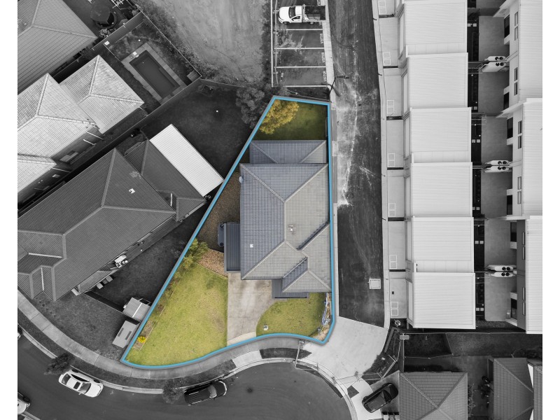 9 Treeview Place, Glenmore Park NSW 2745