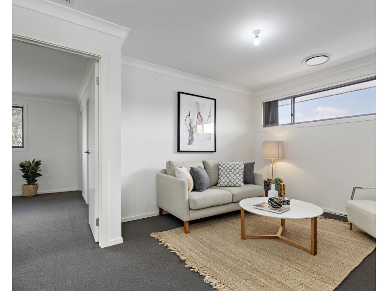 9 Treeview Place, Glenmore Park NSW 2745
