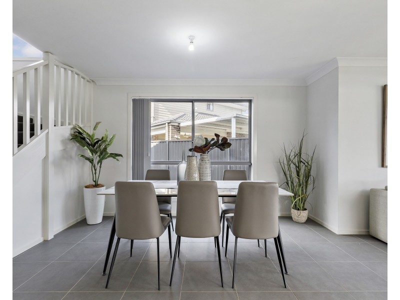 9 Treeview Place, Glenmore Park NSW 2745