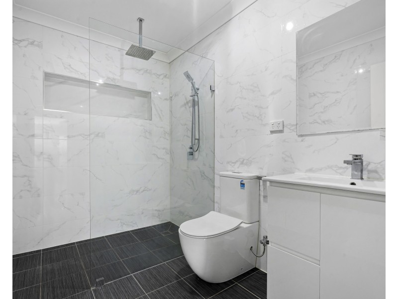 136 Oxford Street, Cambridge Park NSW 2747