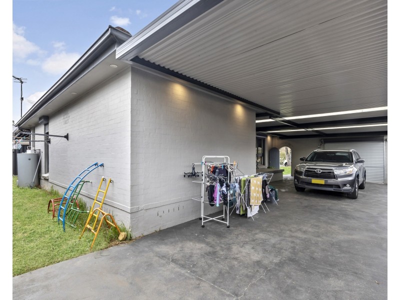 19 & 19a Orchard Road, Colyton NSW 2760