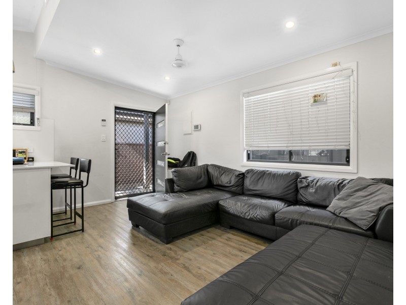 19 & 19a Orchard Road, Colyton NSW 2760
