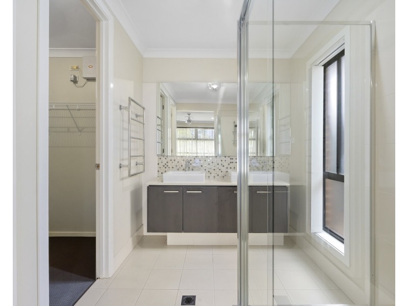 77 Glenmore Ridge Drive, Glenmore Park NSW 2745