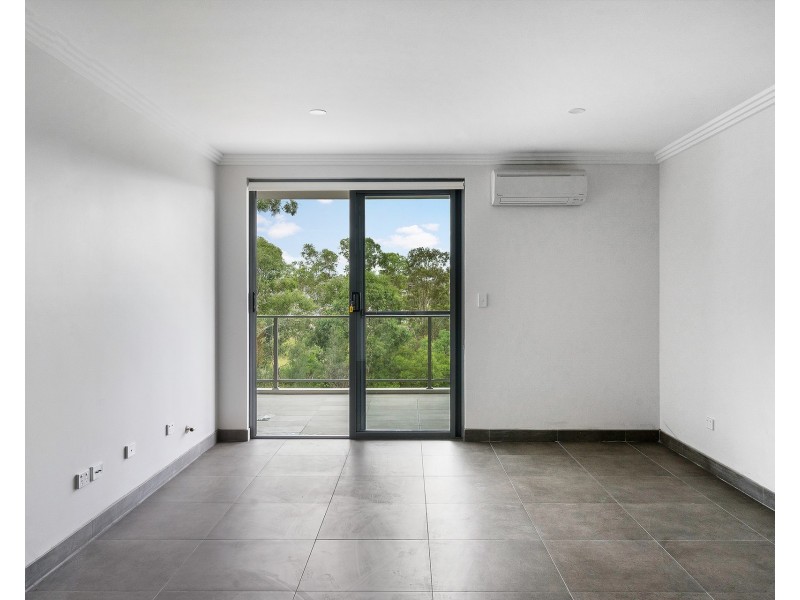 4/71 Deerubbin Drive, Glenmore Park NSW 2745
