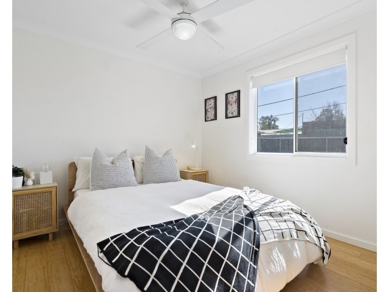 12A Lincoln Drive, Cambridge Park NSW 2747