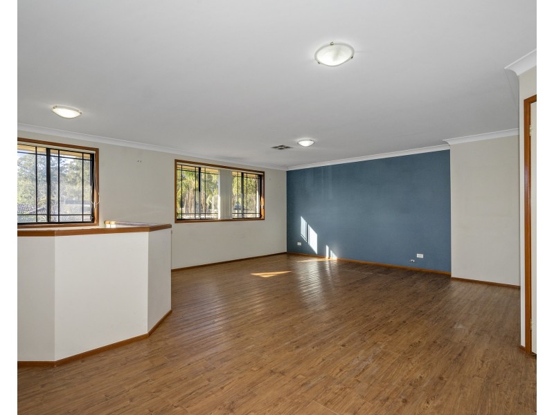 13 Briery Place, Cranebrook NSW 2749