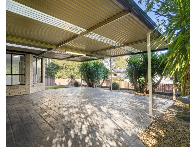 13 Briery Place, Cranebrook NSW 2749