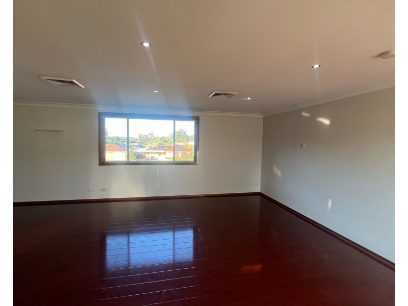 5 Orange Avenue, Claremont Meadows NSW 2747