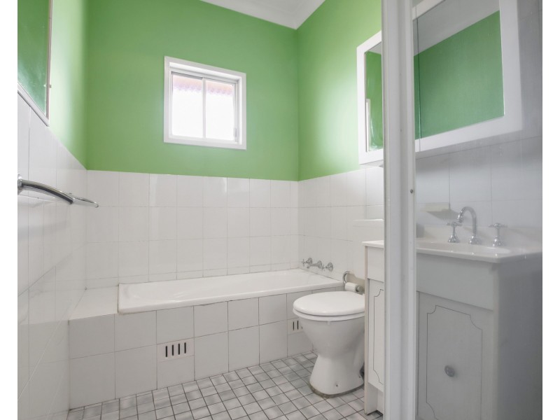 24 Epping Close, Cambridge Park NSW 2747