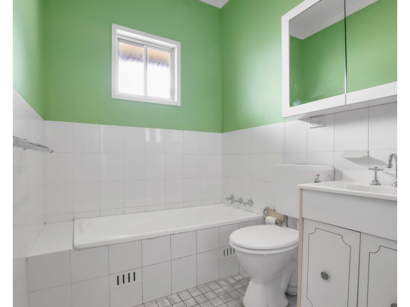 24 Epping Close, Cambridge Park NSW 2747