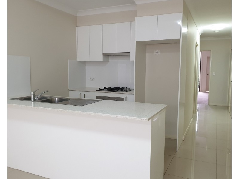 40/1 Glenmore Ridge Drive, Glenmore Park NSW 2745