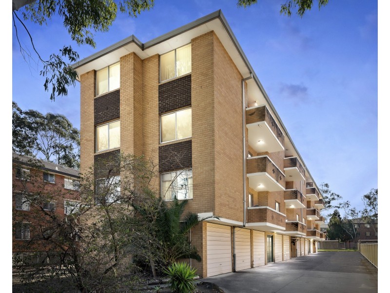 11/211 Derby Street, Penrith NSW 2750