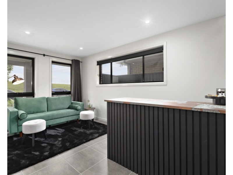 26 Hereford Avenue, Glenmore Park NSW 2745