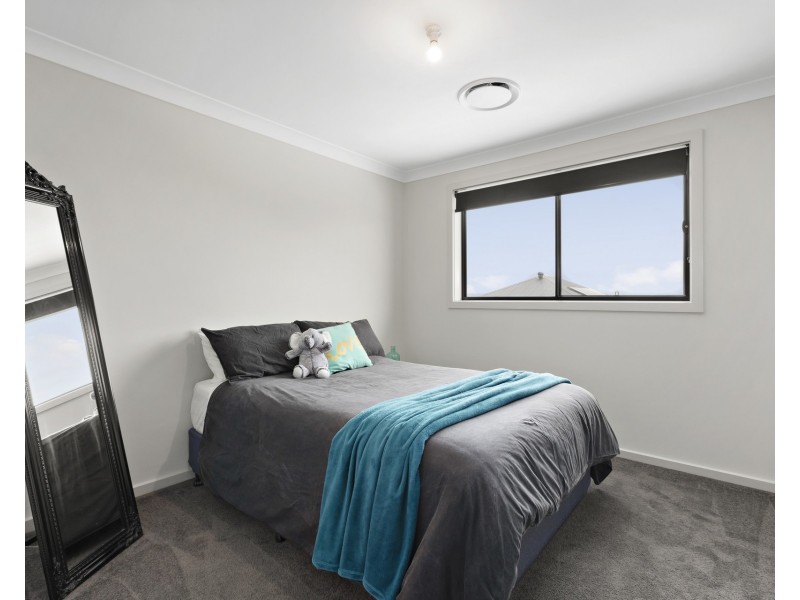 26 Hereford Avenue, Glenmore Park NSW 2745