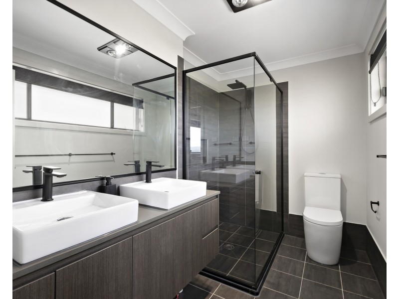 26 Hereford Avenue, Glenmore Park NSW 2745