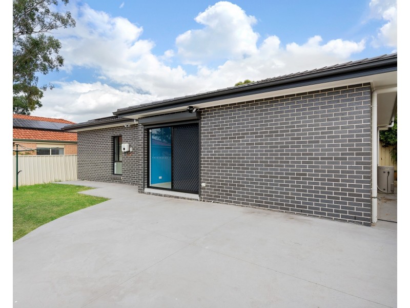 136a Oxford Street, Cambridge Park NSW 2747