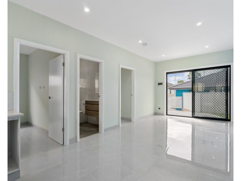 136a Oxford Street, Cambridge Park NSW 2747