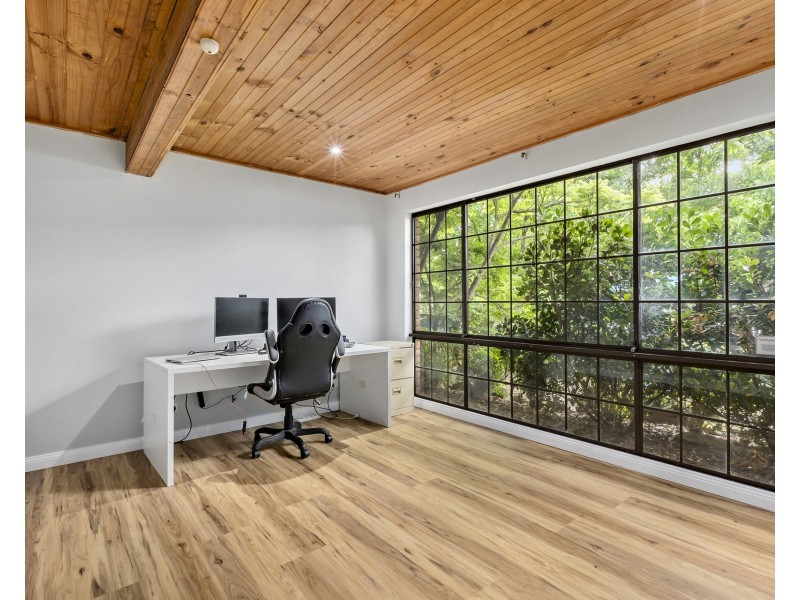 14 Reiby Place, Mcgraths Hill NSW 2756