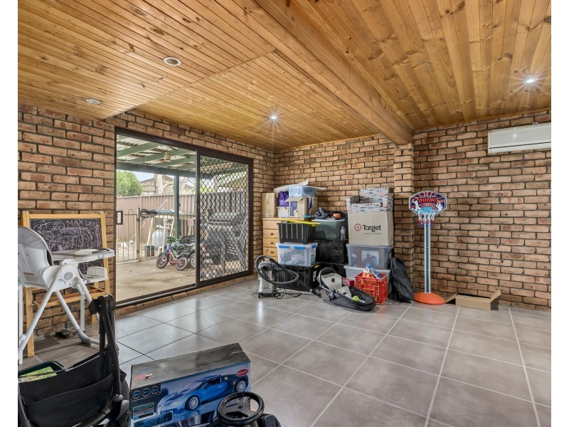 14 Reiby Place, Mcgraths Hill NSW 2756