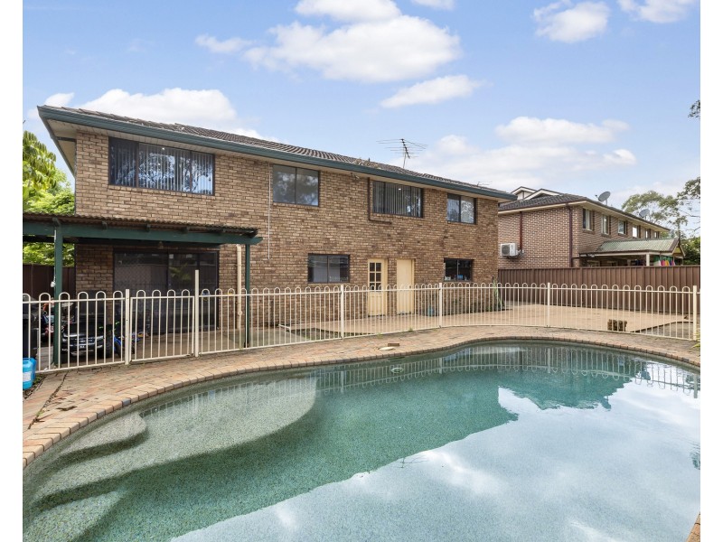 14 Reiby Place, Mcgraths Hill NSW 2756
