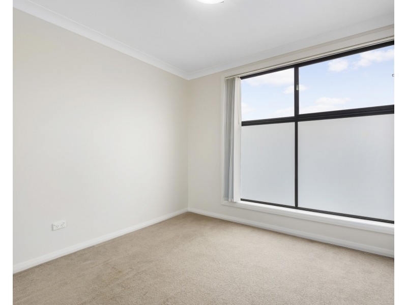 3/1 Glenmore Ridge Drive, Glenmore Park NSW 2745