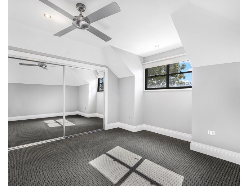 2/188 Derby Street, Penrith NSW 2750