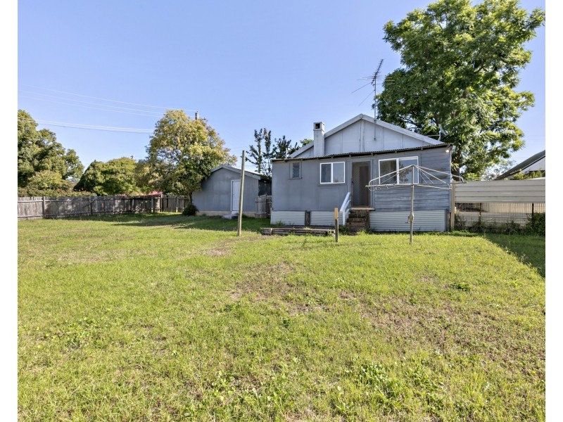 22 Greendale Road, Wallacia NSW 2745