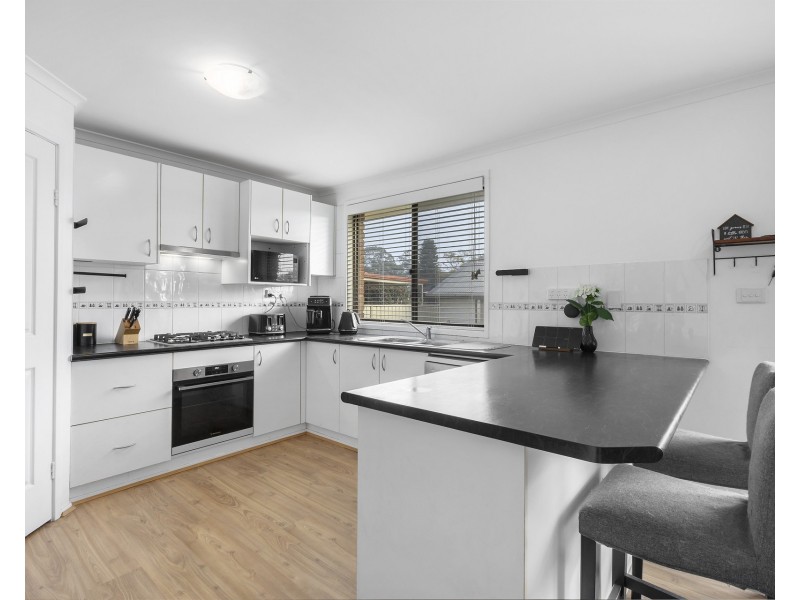 105 Farmview Drive, Cranebrook NSW 2749