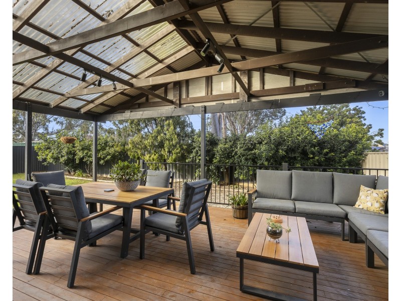 105 Farmview Drive, Cranebrook NSW 2749