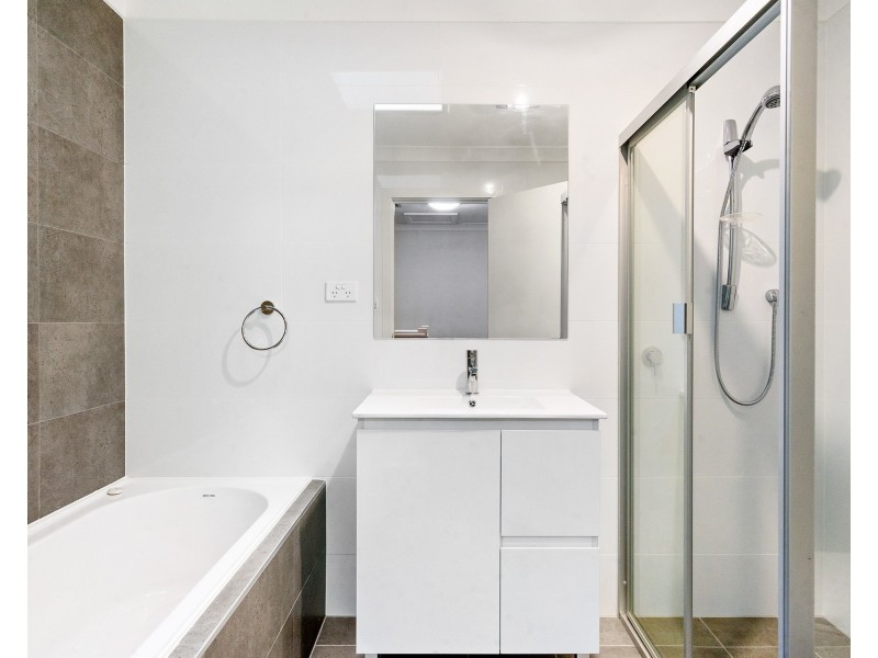 4/100 Great Western Highway, Kingswood NSW 2747