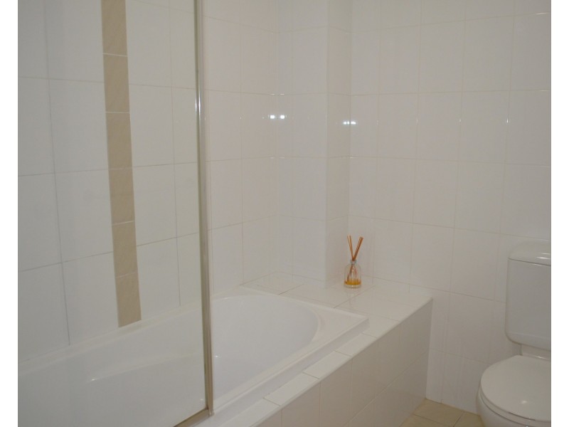 11/13 Regentville Road, Jamisontown NSW 2750