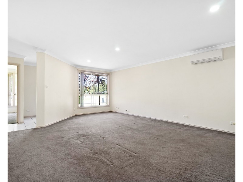 33 Camellia Avenue, Glenmore Park NSW 2745