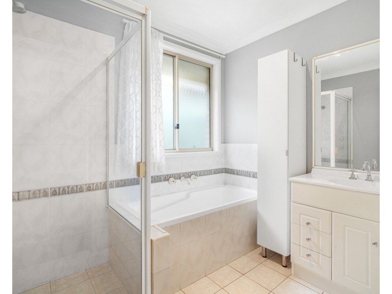 6 Wolara Avenue, Glenmore Park NSW 2745