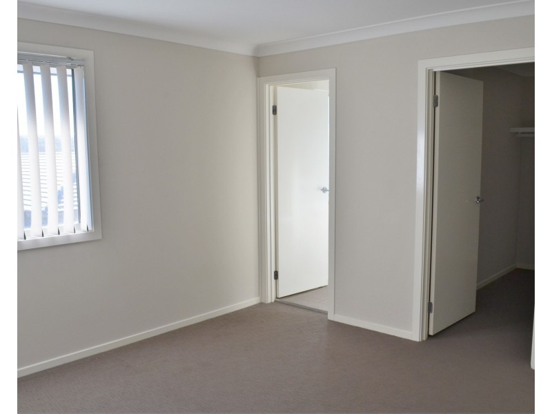 18 Walshaw Street, Penrith NSW 2750